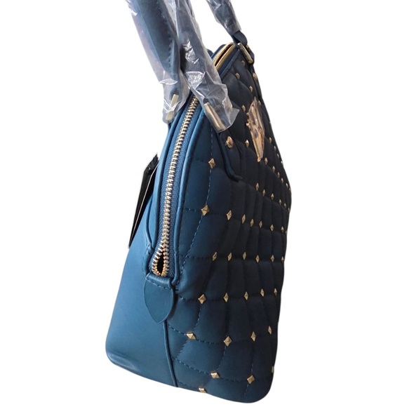 NWT Badgley Mischka Quilted Shoulder Bag with Gold Details - Picture 3 of 8